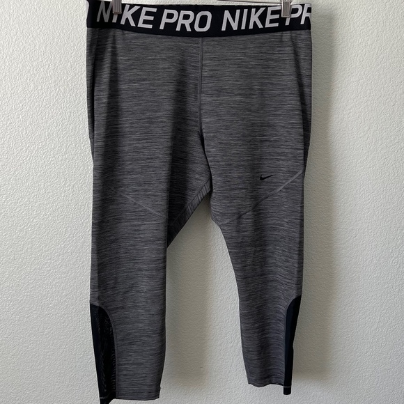 Nike Pro Dri-Fit Capri Leggings - Size 2x - Picture 1 of 7